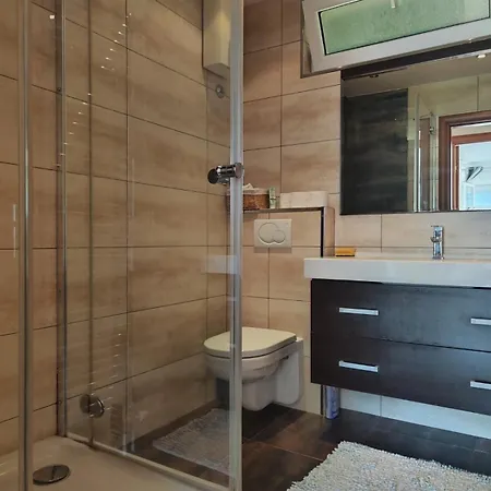 Srna Apartment *