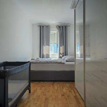 Apartament Srna *